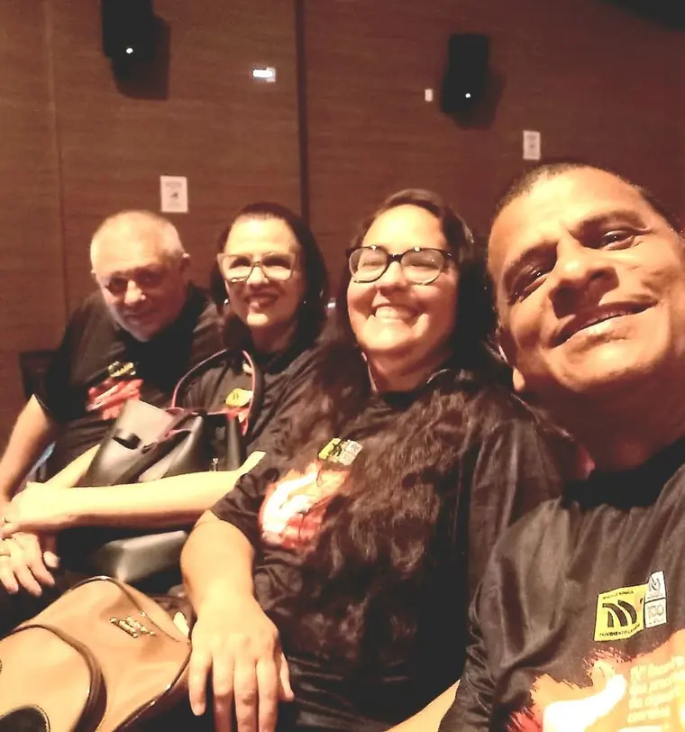 Equipe reunida na premiação de melhor evento cultural